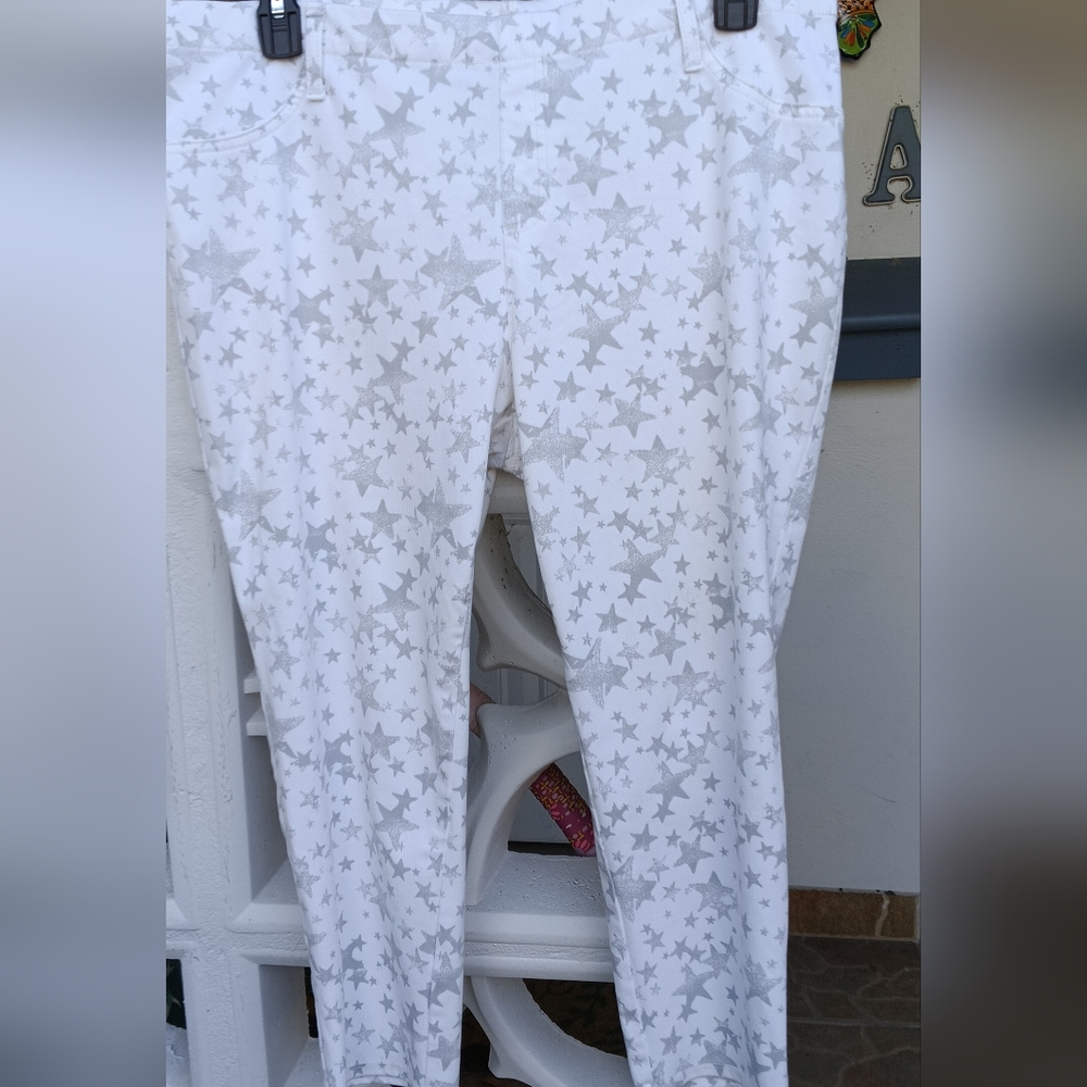Faded Glory Women's Starry Gray and White Leggings Size 20